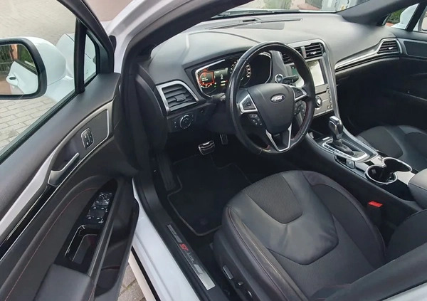 Ford Mondeo cena 68900 przebieg: 179000, rok produkcji 2018 z Elbląg małe 781